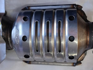 COLETOR DE ESCAPE TUCSON 2019