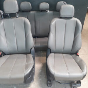 JOGO DE BANCO ACABAMENTO CHURRASQUEIRA SUPORTE BATERIA E OLHO DE GATO S10