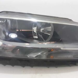 Par Farol do Jetta 2016