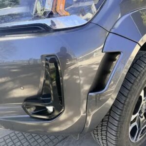 ACABAMENTO PARALAMA HILUX