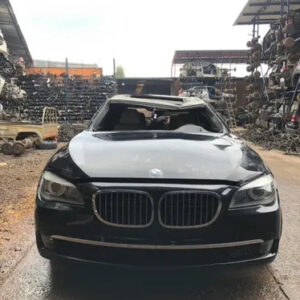 para-choque da BMW 750i série 7 ano 2012